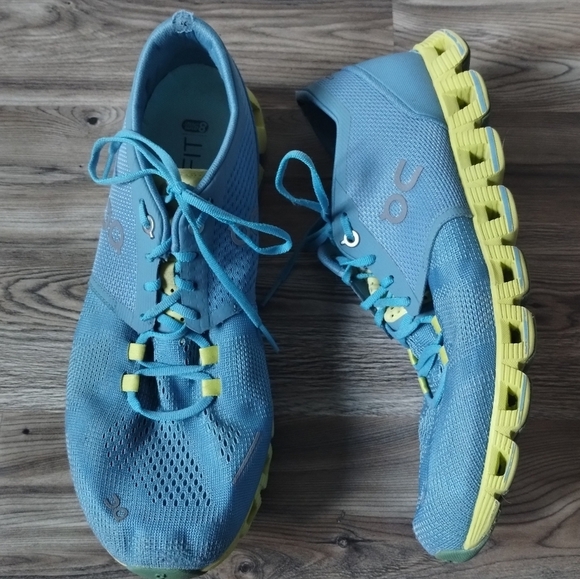 On Running Cloud X Training Shoe in Niagara Blue / Lime Women's Size 10 - Picture 1 of 6
